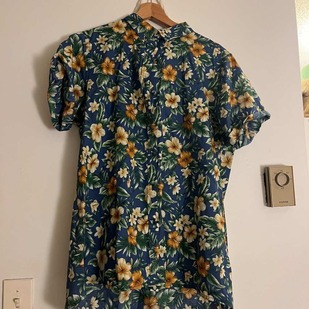 Peau de Loup Floral Short Sleeve Button Down